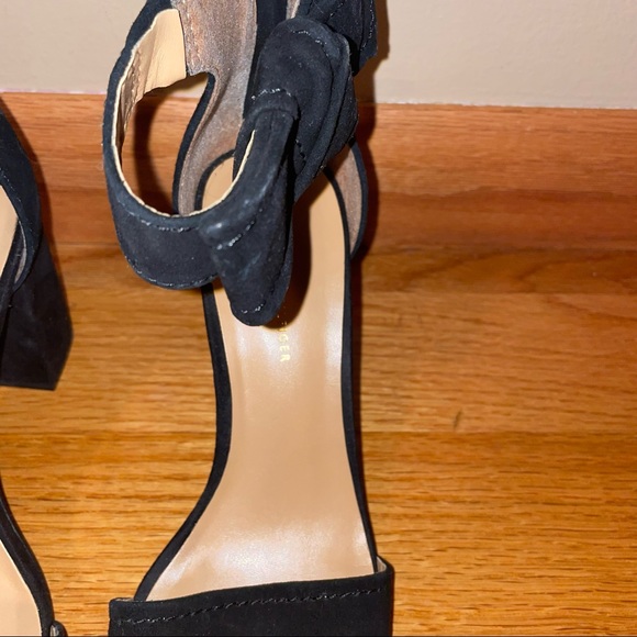 Tommy Hilfiger High Heel Strap Sandal - Suede - Size 8.5 - Picture 4 of 9